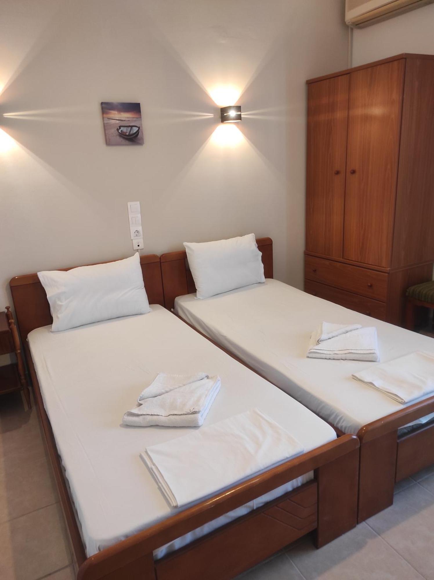 Hotel Georgios Loutra Edipsou  Buitenkant foto