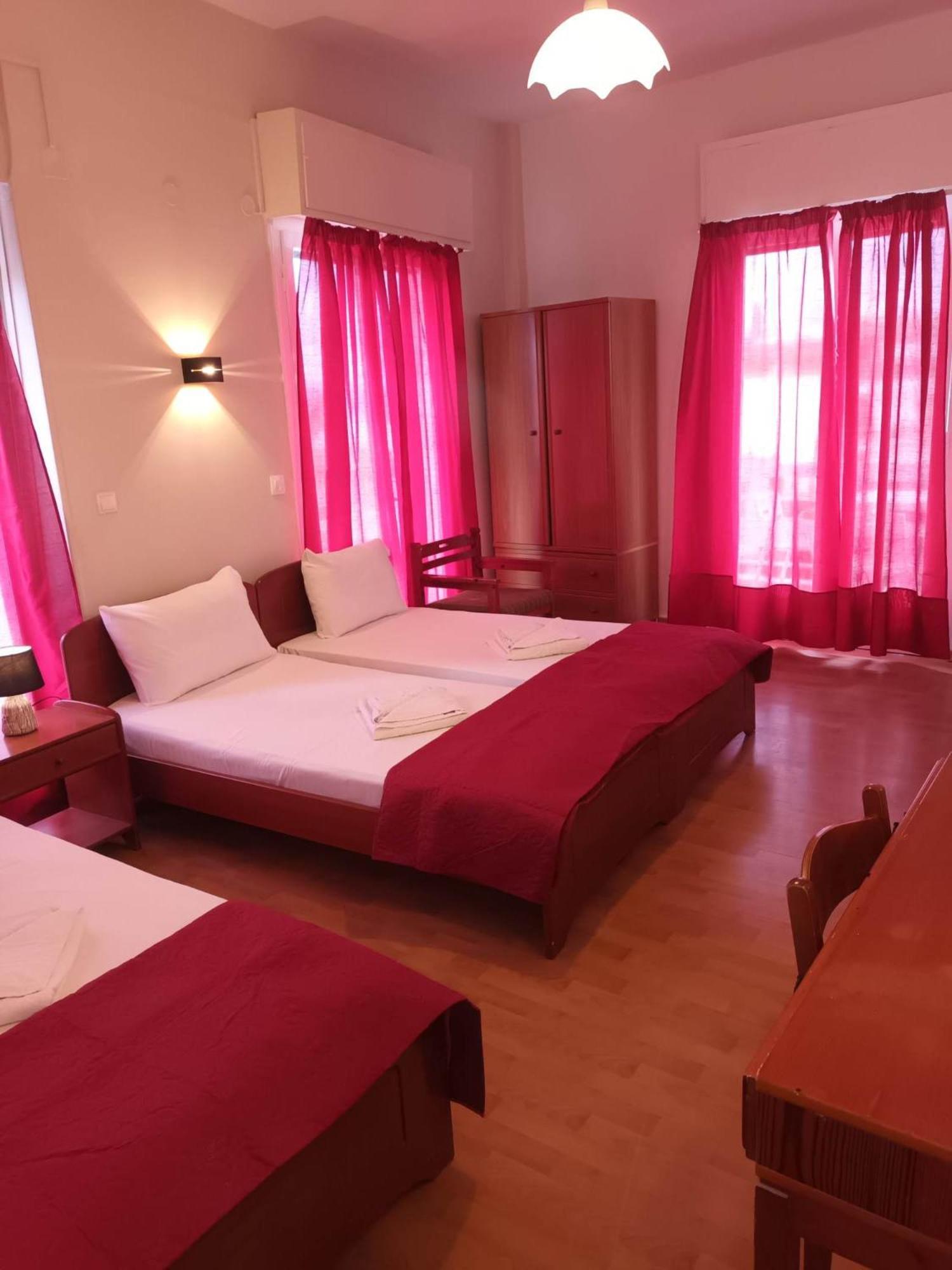 Hotel Georgios Loutra Edipsou  Buitenkant foto