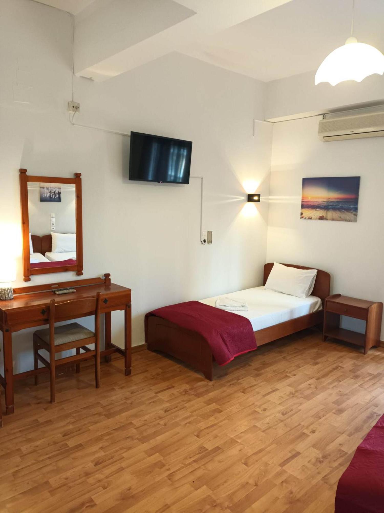 Hotel Georgios Loutra Edipsou  Buitenkant foto